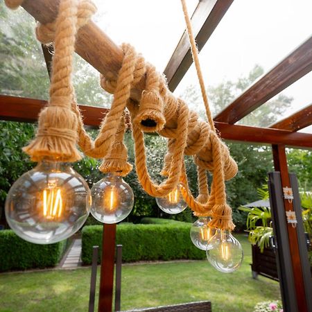 Leeloo S Sunlight Villa Hodenhagen Exterior photo
